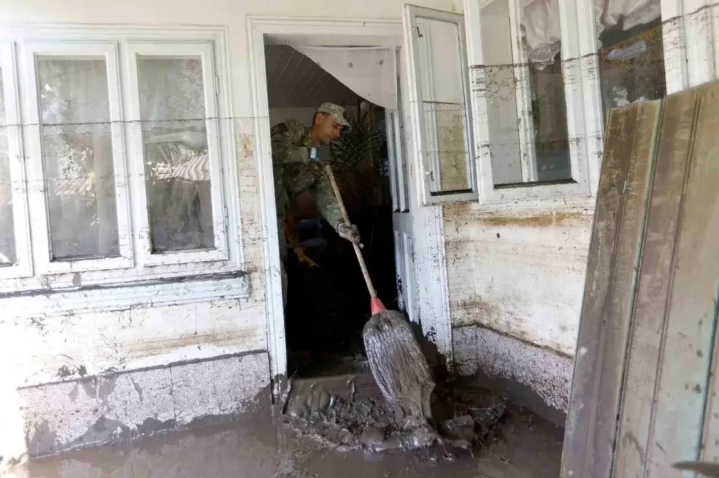 avrupa yi vuran firtinada can kaybi 22 ye yuk 17831405 amp