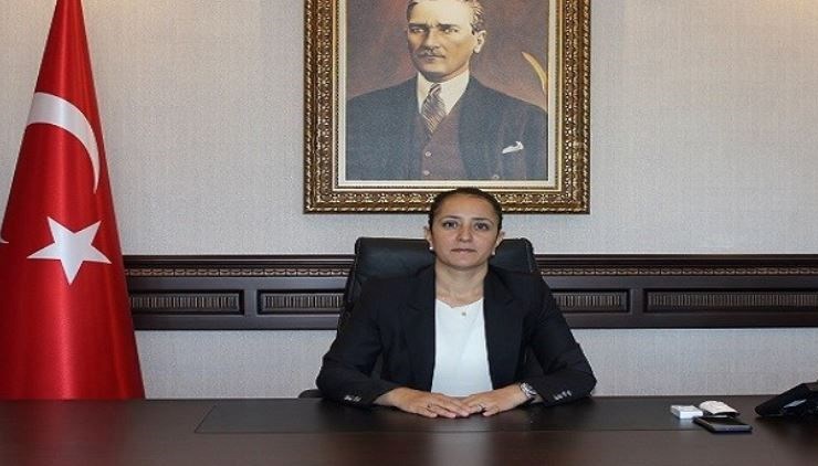 burdurun ilk kadin valisi tulay baydar bilgihan oldu tulay baydar bilgihan kimdir
