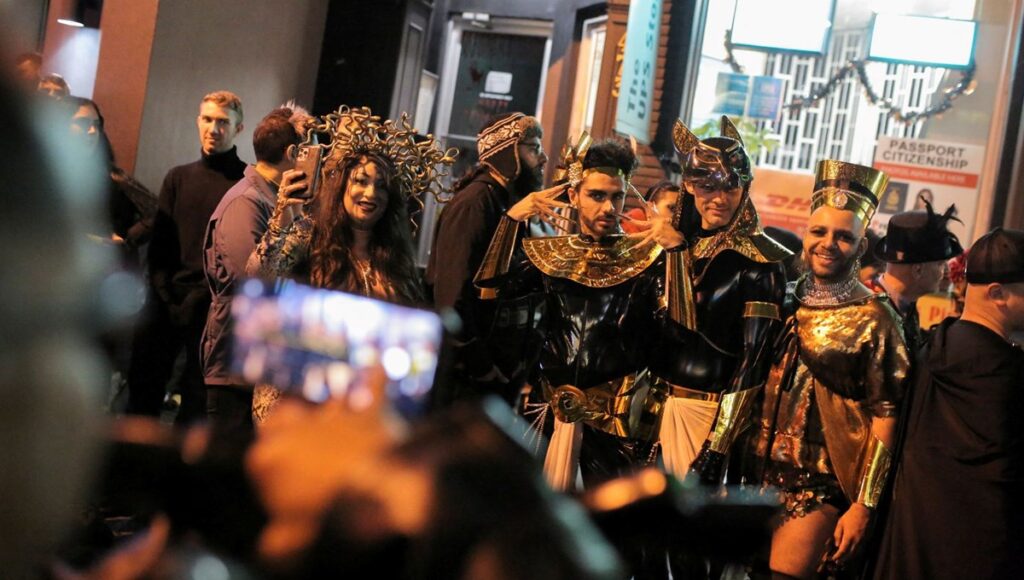 cadilar bayrami halloween ne zaman cadilar bayrami tarihcesi